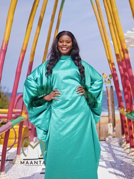 Robe et ceinture intérieure